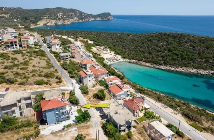 Photo of Others in Skala Marion