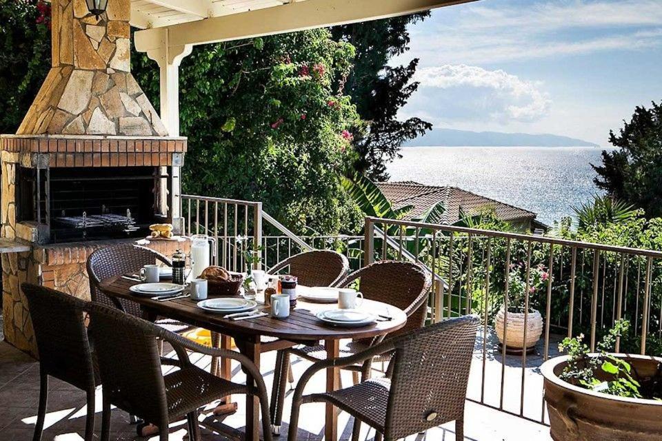 Photo of Patio Balcony in Lourdata