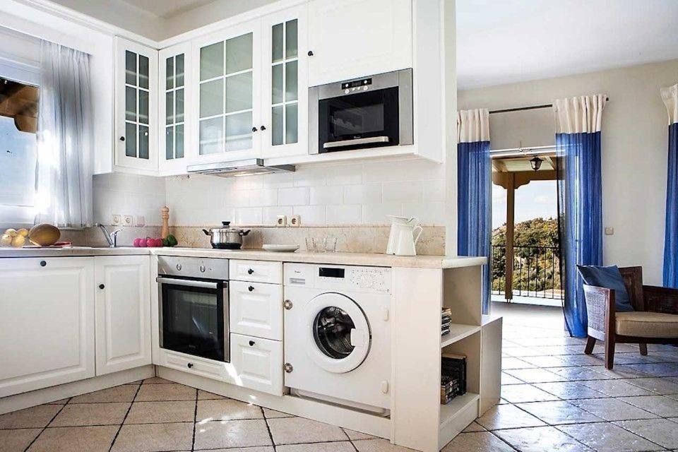 Photo of Kitchen in Lourdata