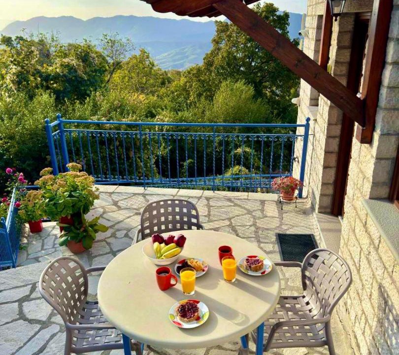 Photo of Patio Balcony in Vradeto