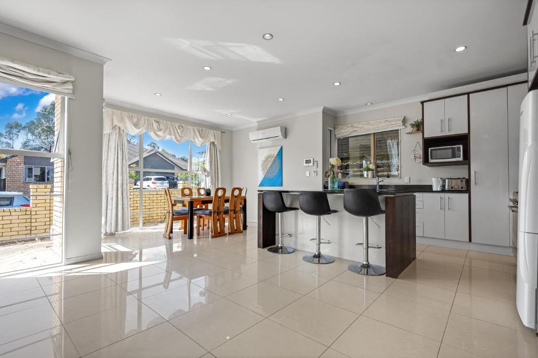 Photo of Livingroom in Flat Bush
