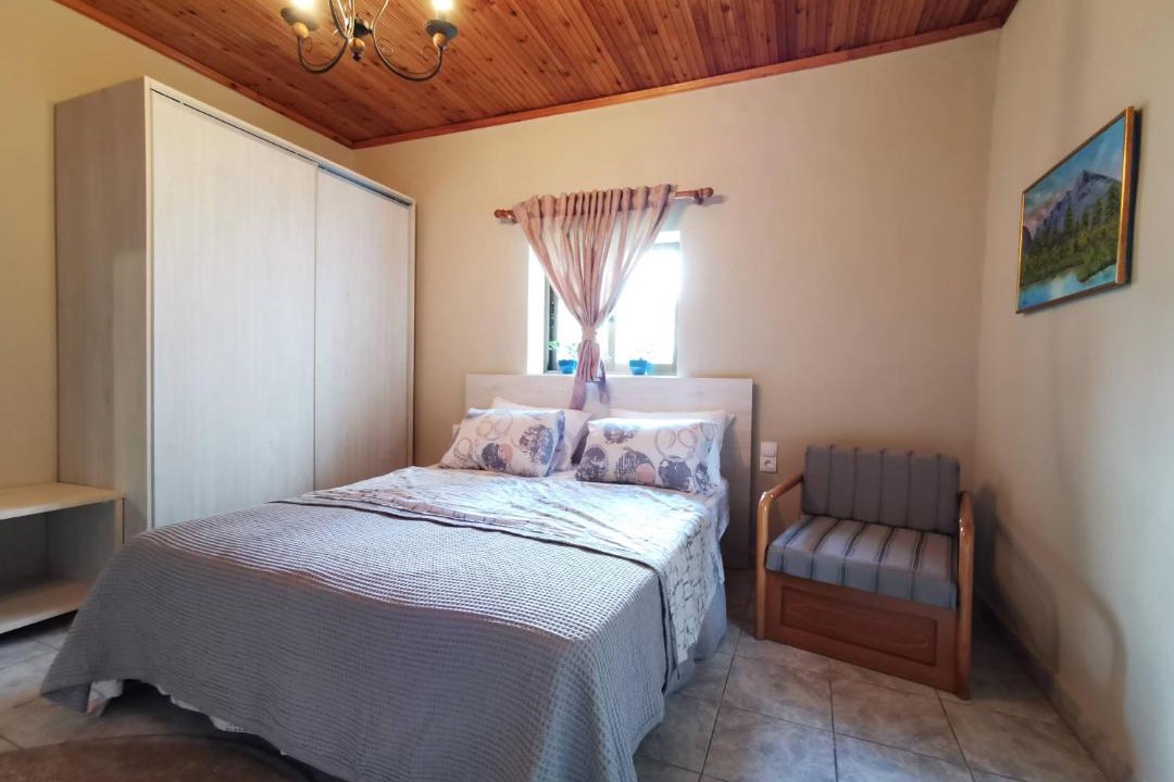 Photo of Bedroom in Exaplatanos
