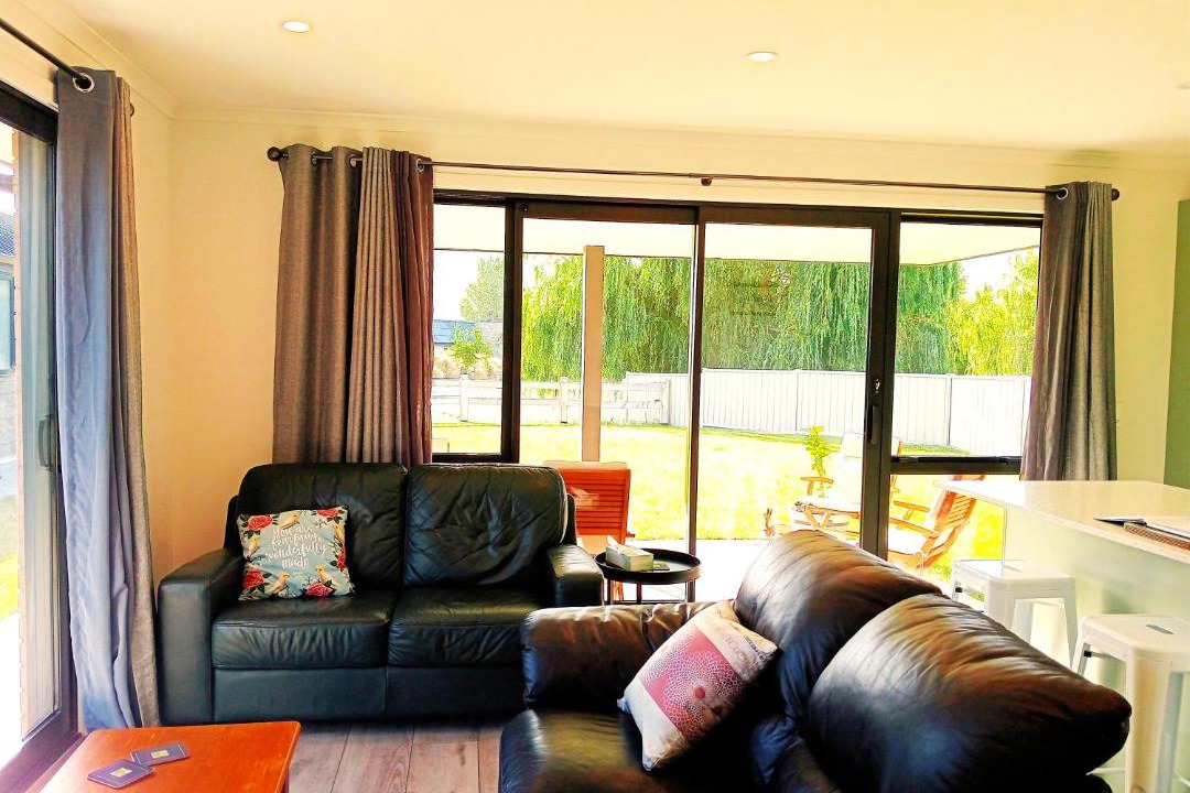 Photo of Livingroom in Lowburn