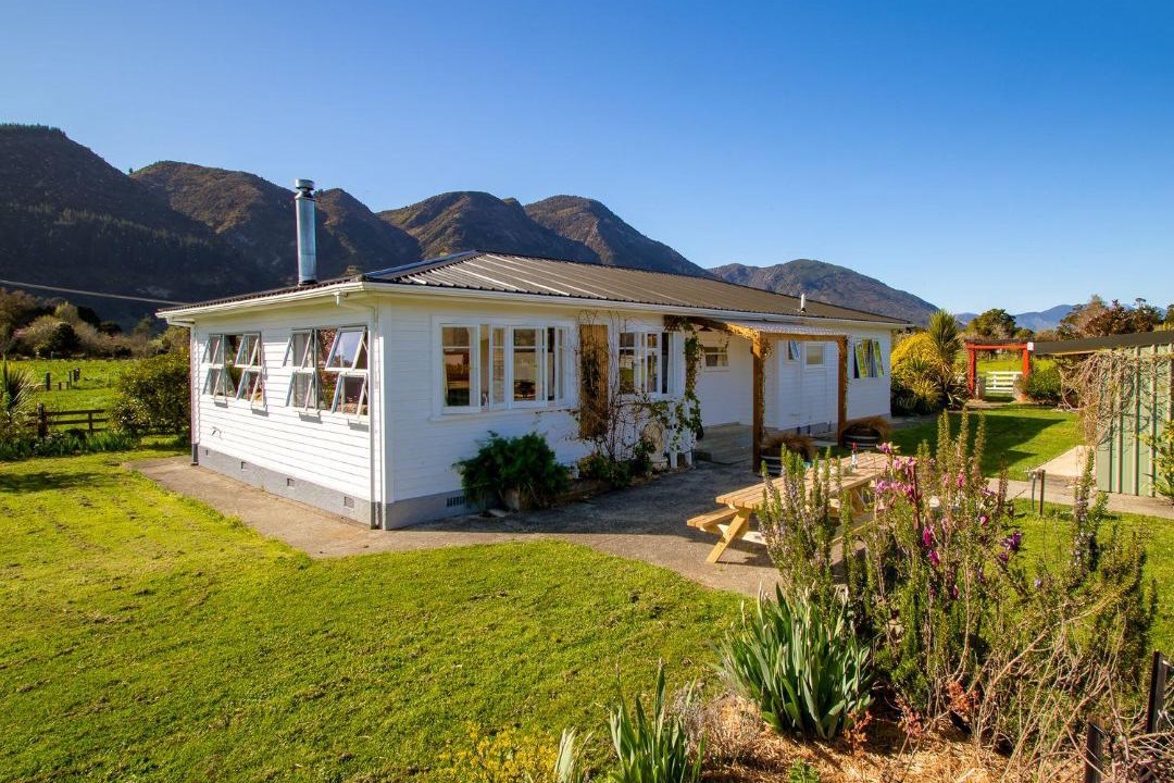 Photo of Others in Takaka