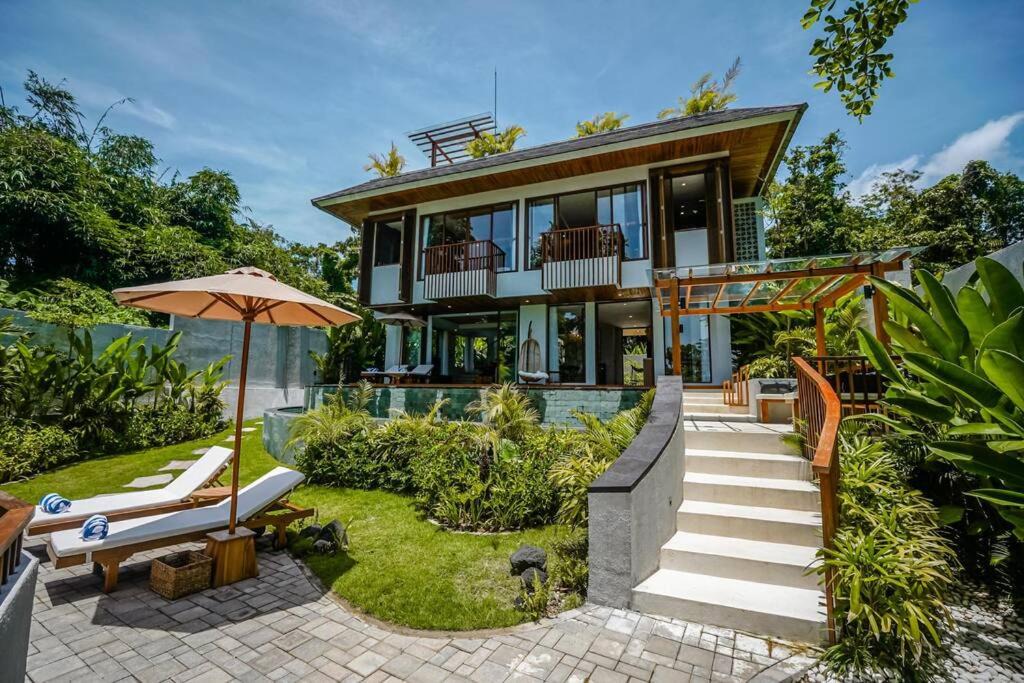 Photo of Buildings in Beraban