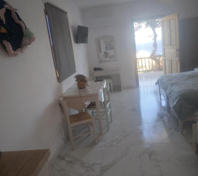 Photo of Livingroom in Menetai