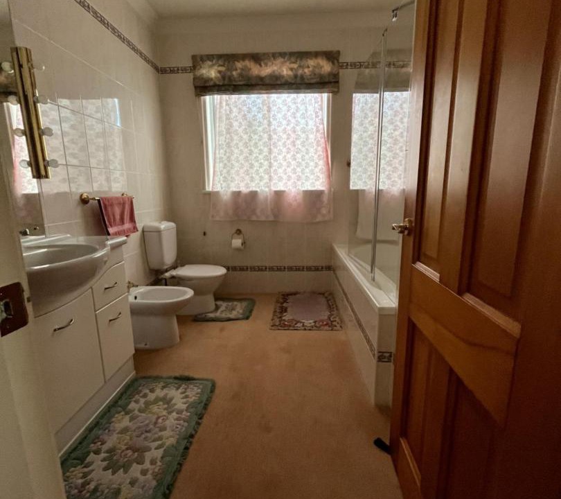 Photo of Bathroom in Tamaterau