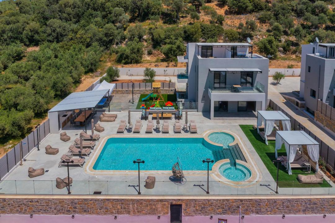Photo of Outdoor in Roumeli