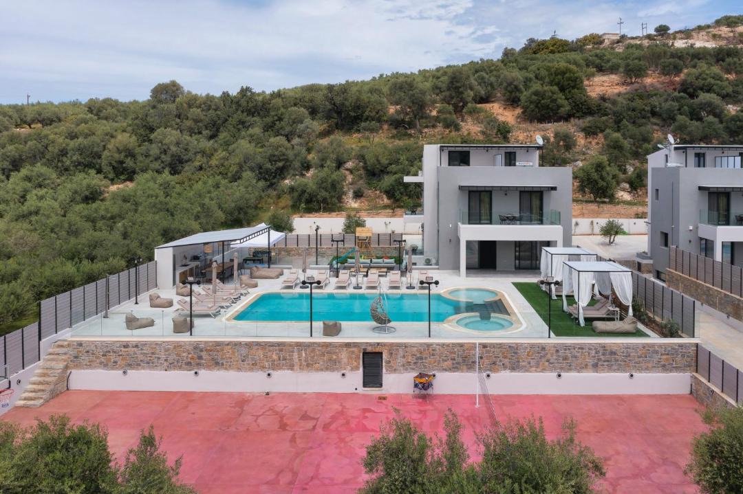 Photo of Outdoor in Roumeli