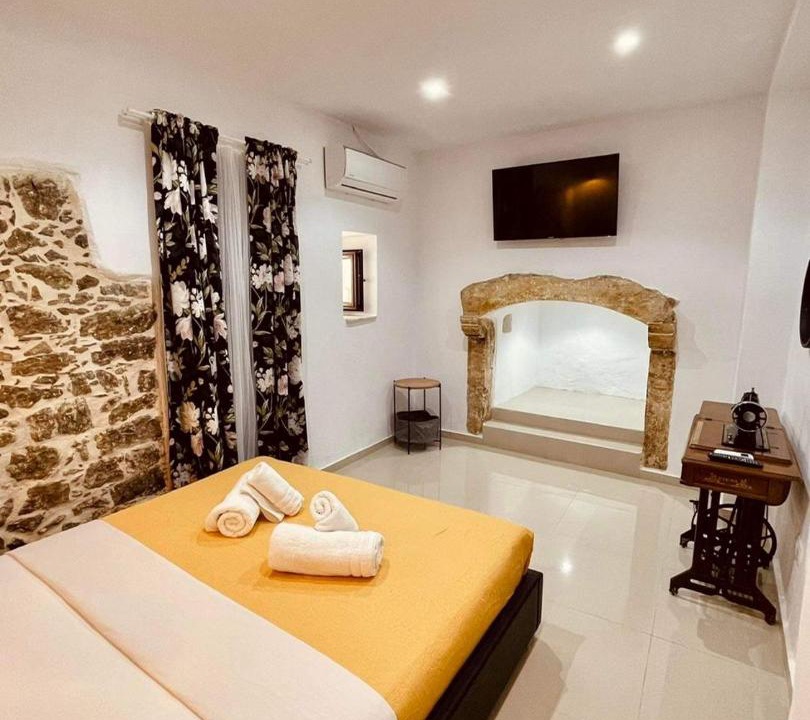 Photo of Bedroom in Nipidhitos