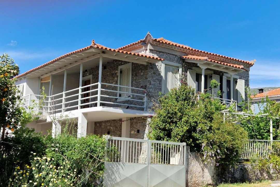 Photo of Buildings in Oichalia