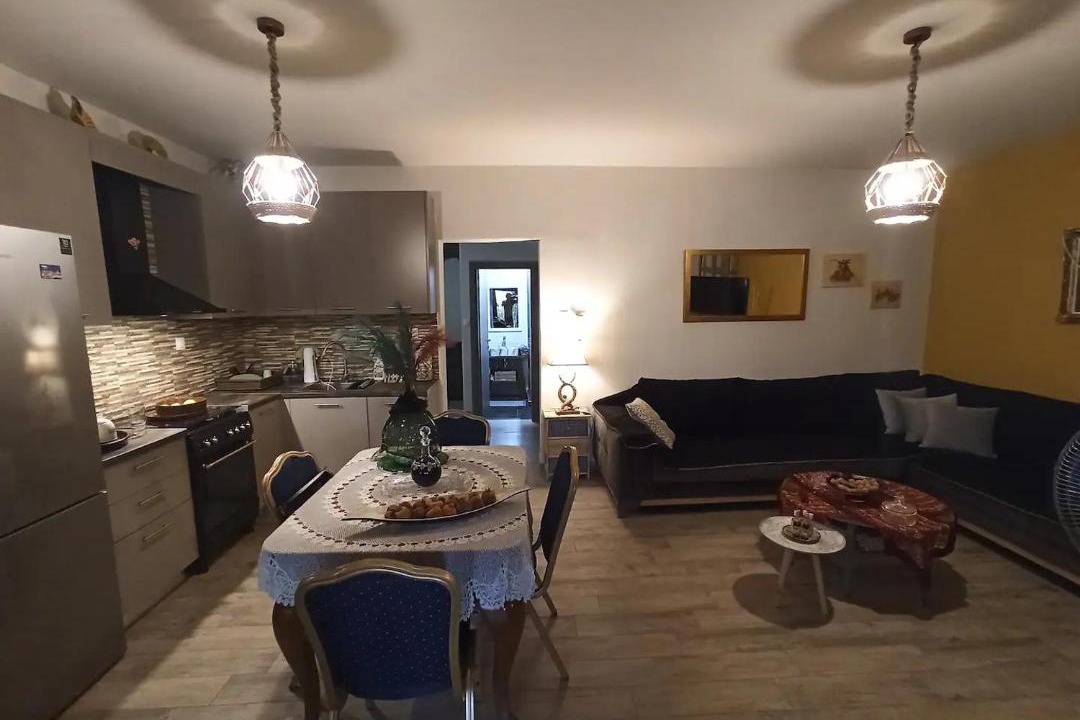 Photo of Others in Nees Pagases