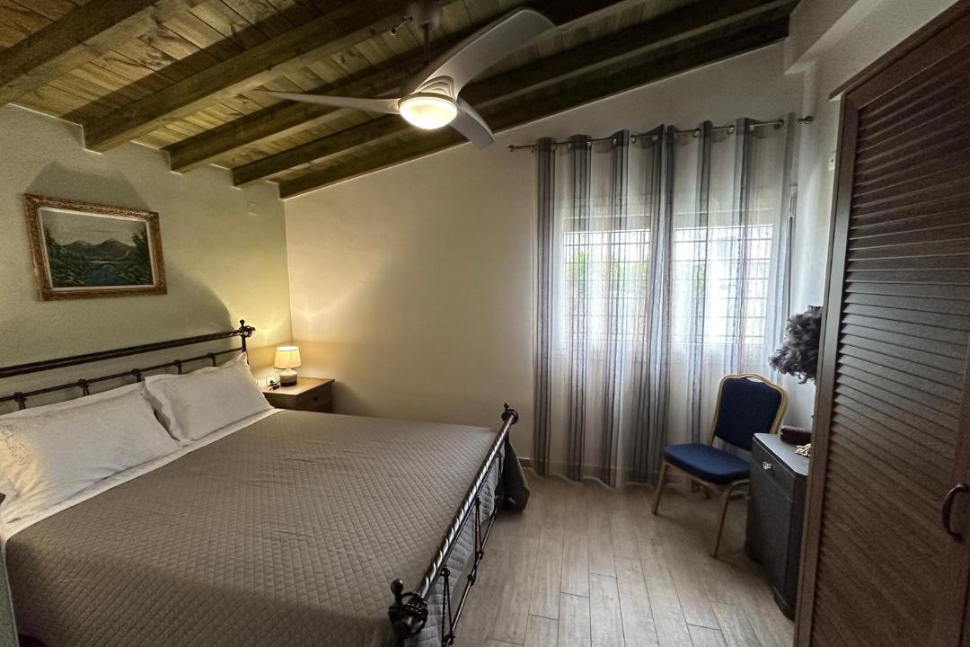 Photo of Others in Nees Pagases