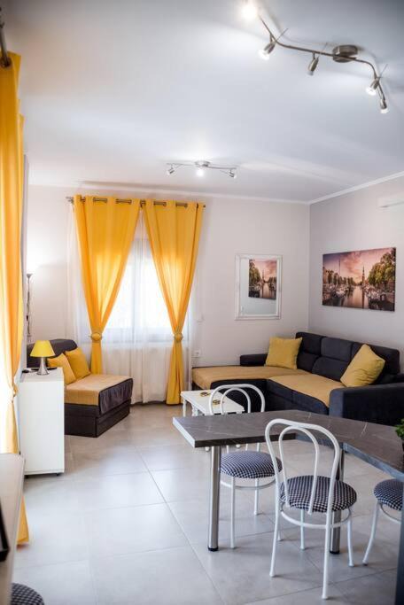 Photo of Livingroom in Parga