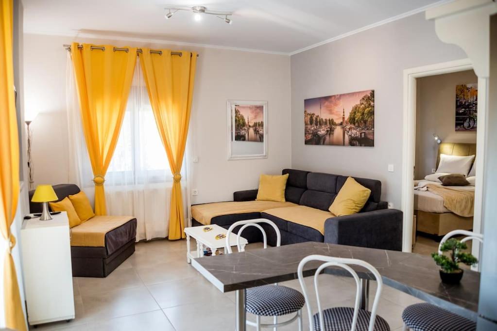 Photo of Livingroom in Parga