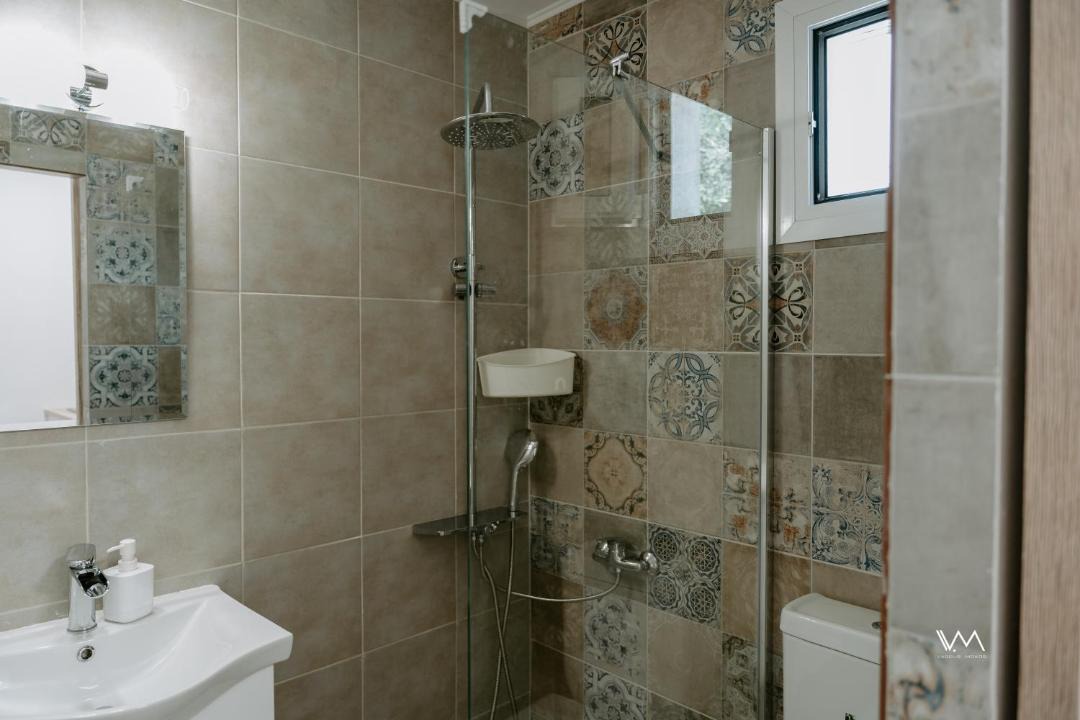 Photo of Bathroom in Karavostasi