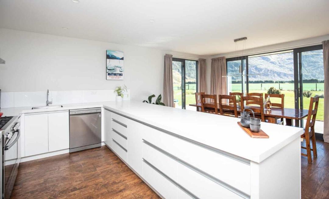 Photo of Kitchen in Queenstown Lakes District