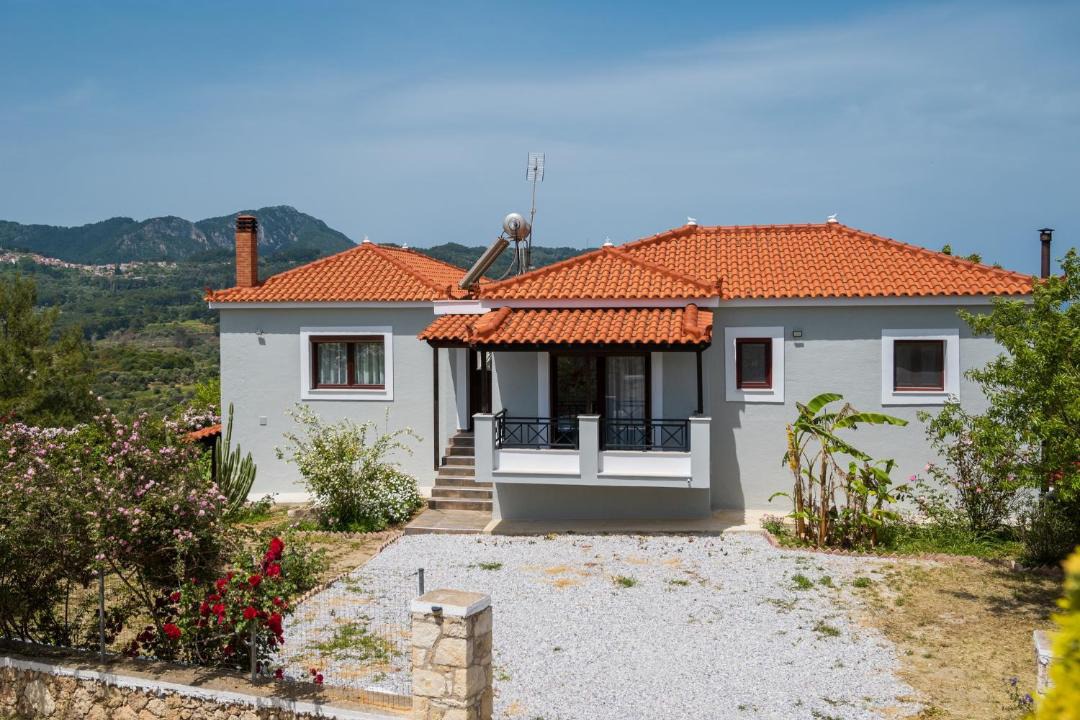 Photo of Buildings in Karlovassi