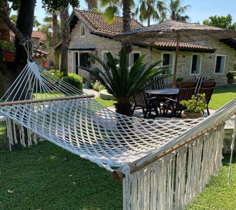 Photo of Others in Artemida