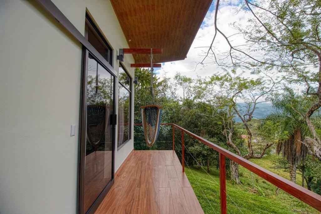 Photo of Patio Balcony in Garabito