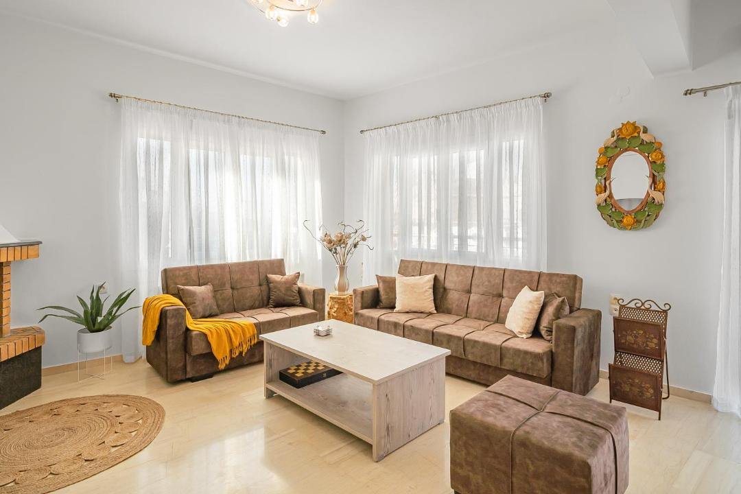 Photo of Livingroom in Malia