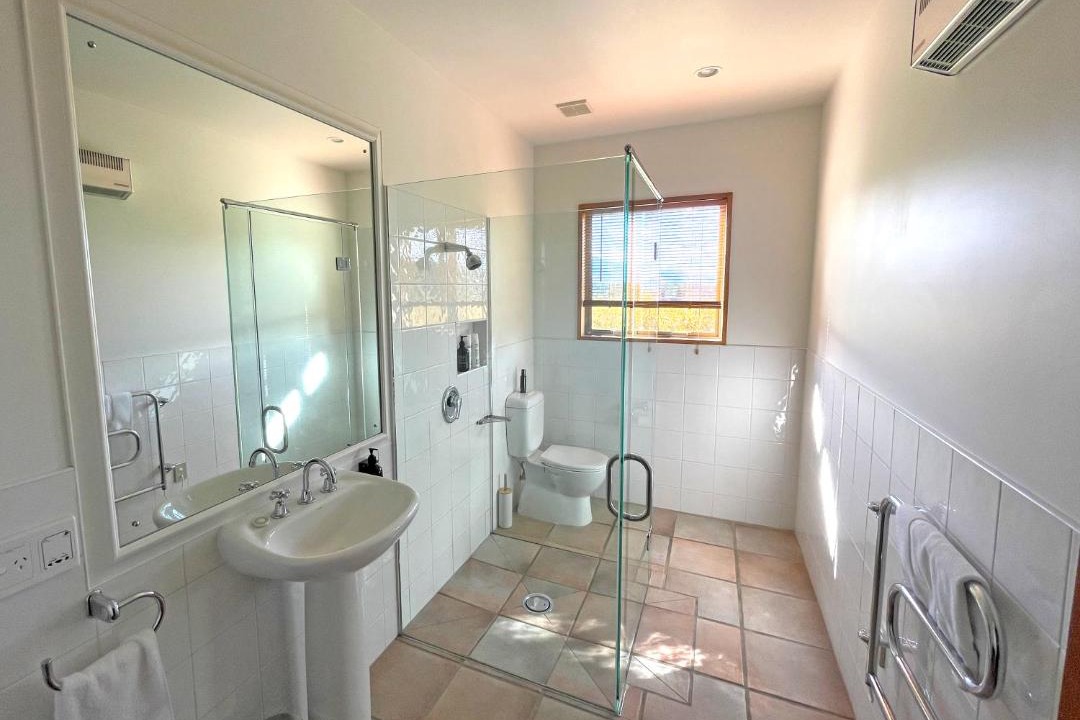 Photo of Bathroom in Lowburn