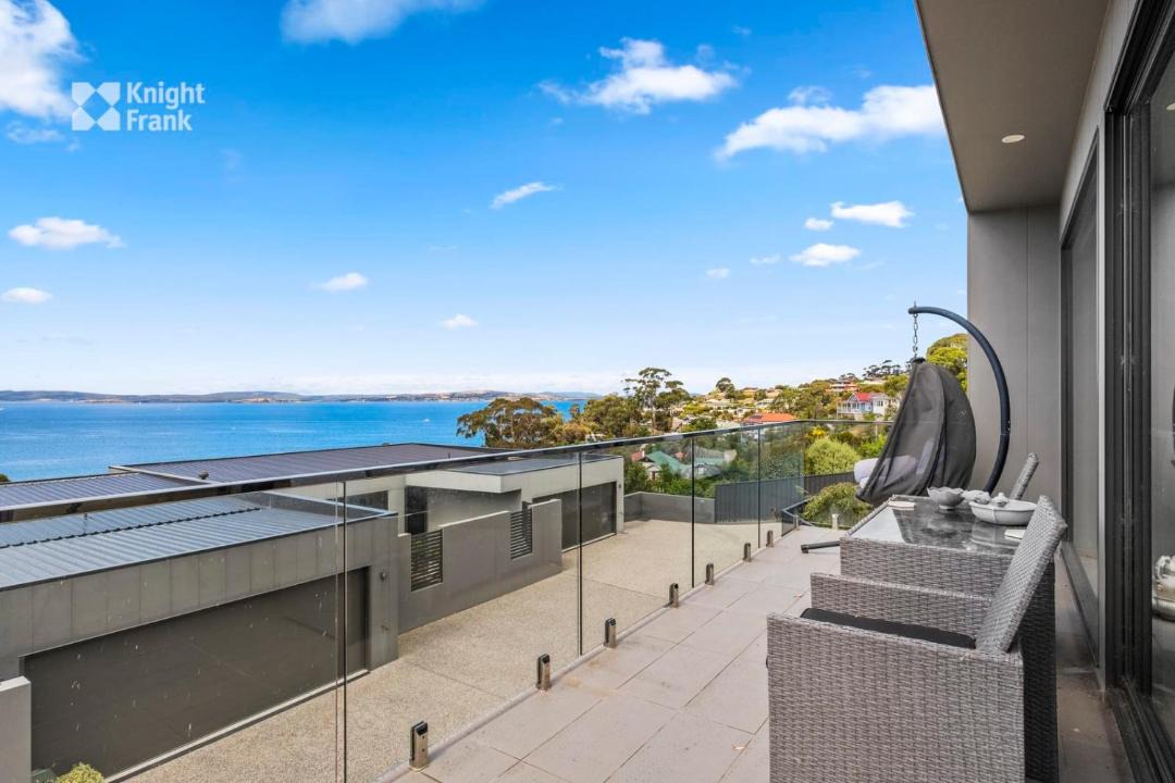 Photo of Patio Balcony in Kingston Beach
