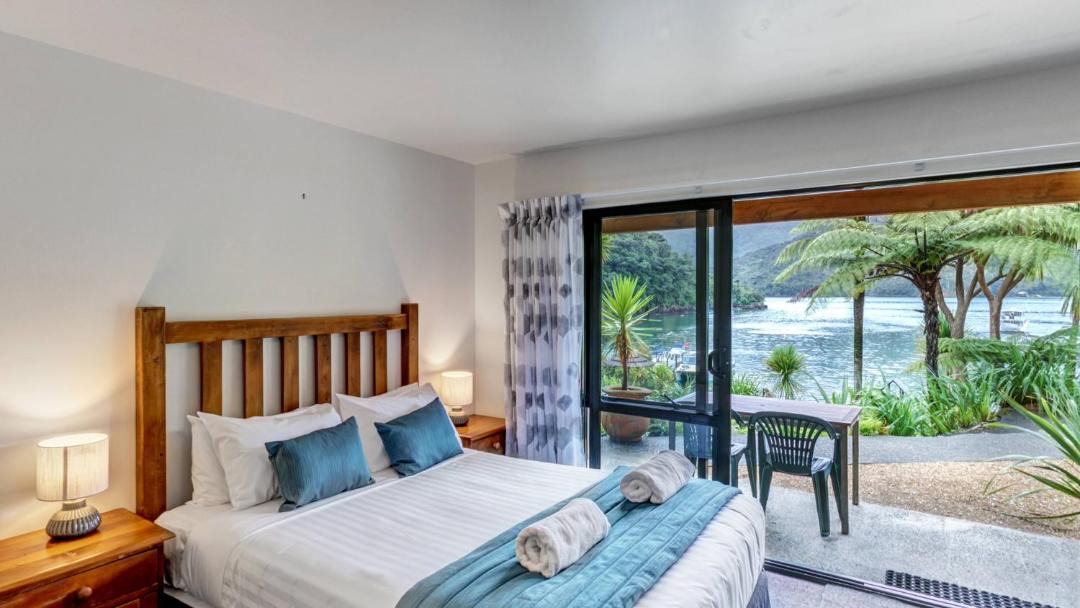 Photo of Bedroom in Lochmara Bay