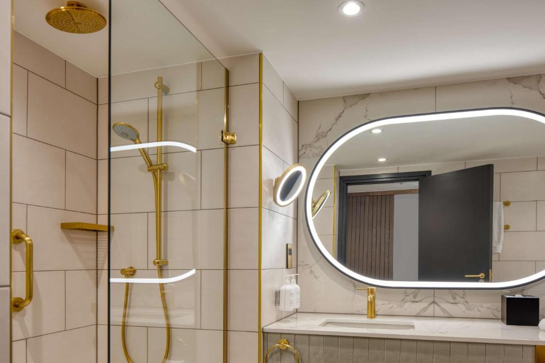 Photo of Bathroom in City Centre Glasgow