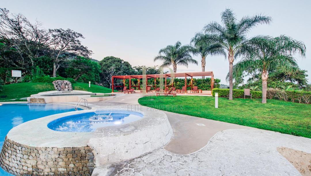 Photo of Outdoor in Santa Ana