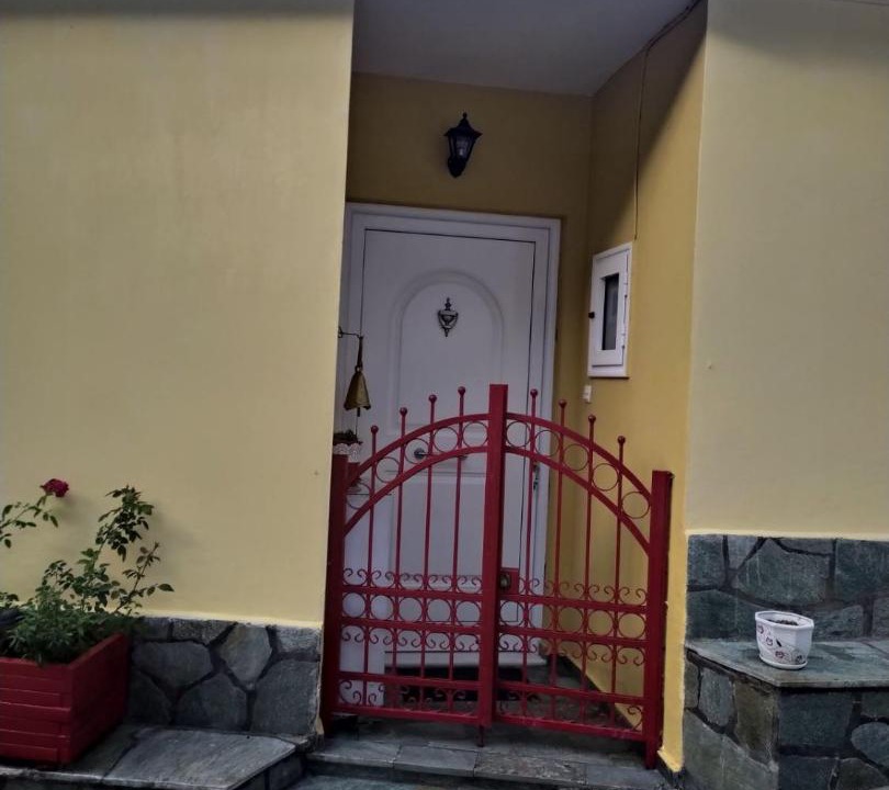 Photo of Buildings in Pramanta