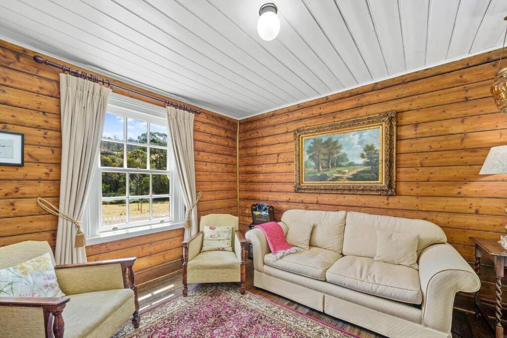 Photo of Livingroom in Killora