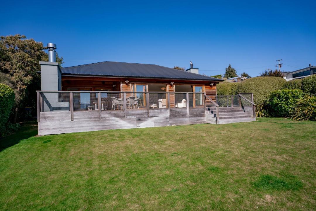 Photo of Buildings in Lake Hawea