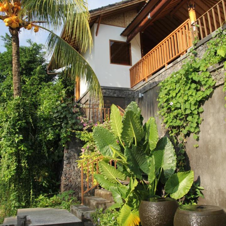 Photo of Buildings in Amed