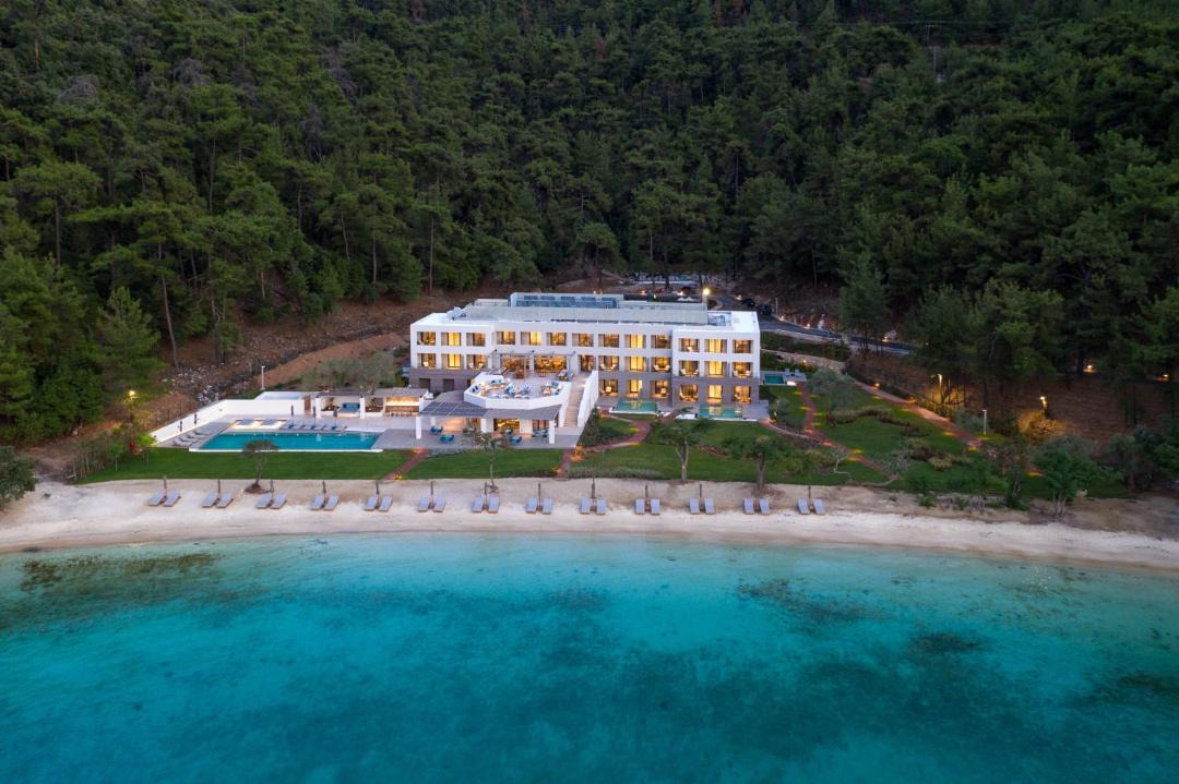 Photo of Others in Golden Beach