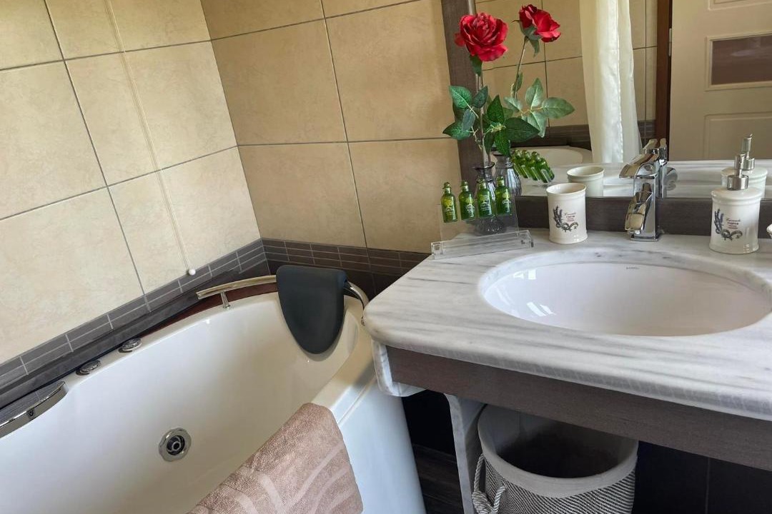 Photo of Bathroom in Sipiada