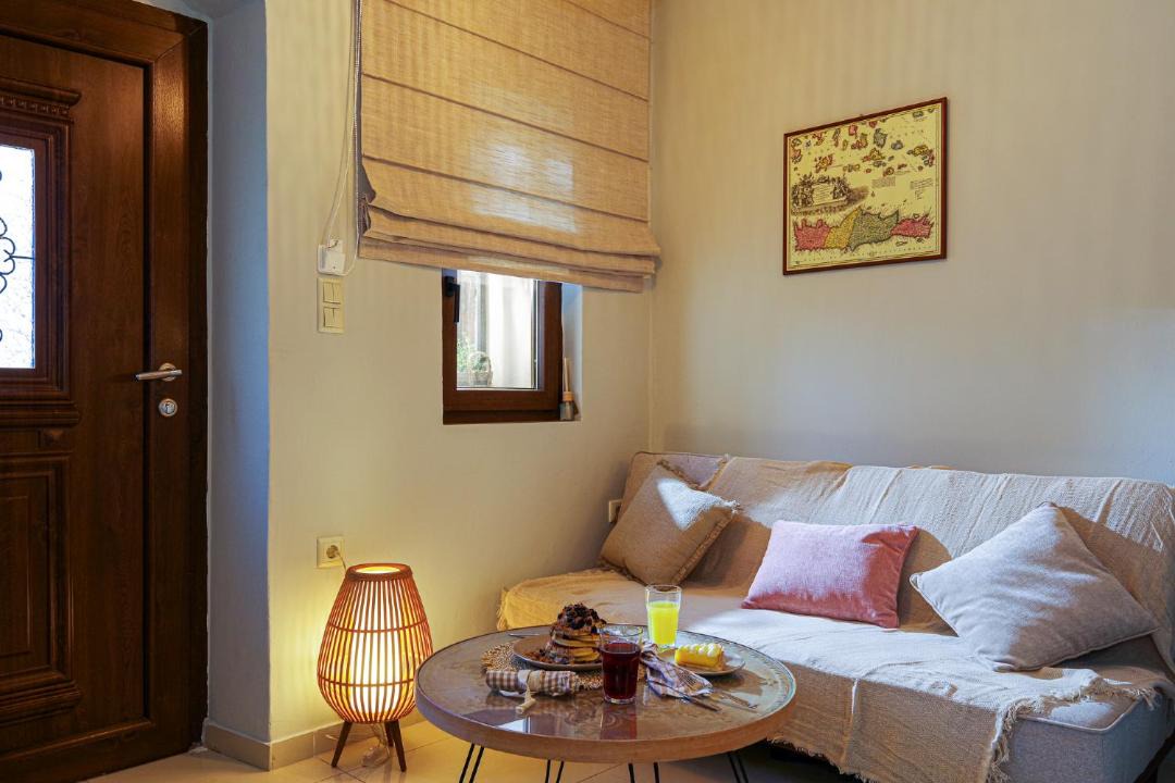 Photo of Livingroom in Piskopiano