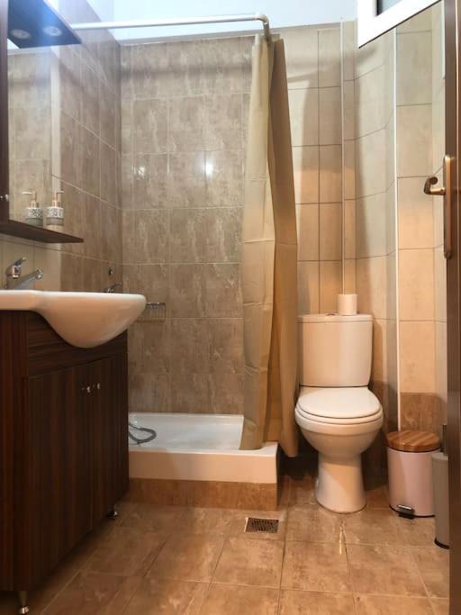 Photo of Bathroom in Paralio Astros