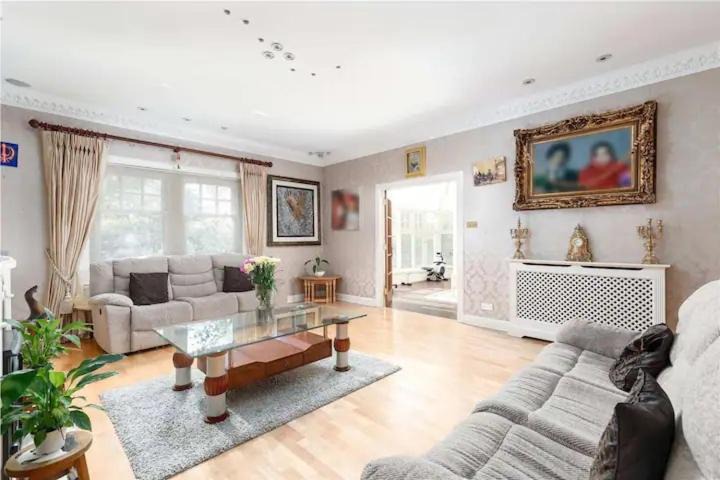 Photo of Livingroom in Inveresk