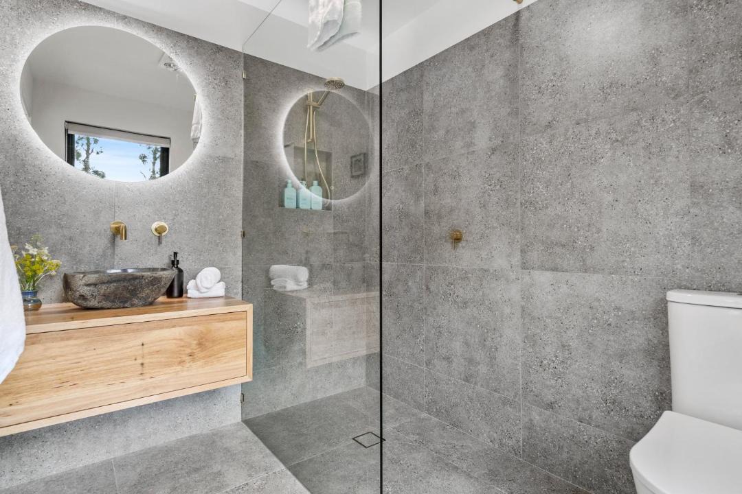 Photo of Bathroom in Lunawanna