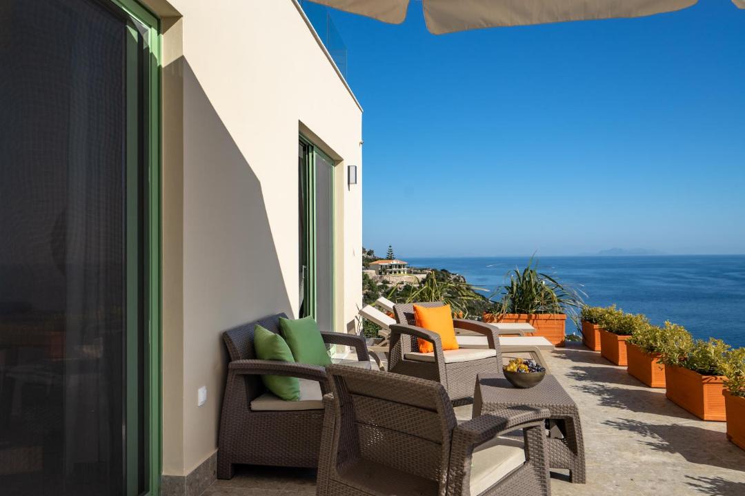 Photo of Patio Balcony in Skala