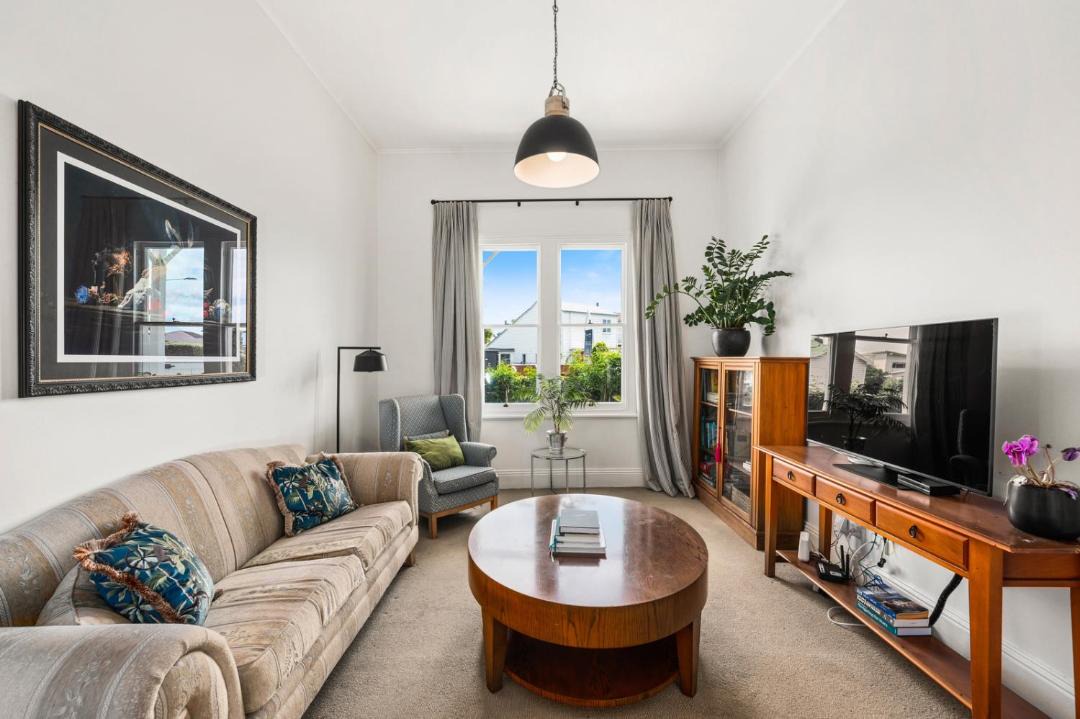 Photo of Livingroom in Bluff Hill
