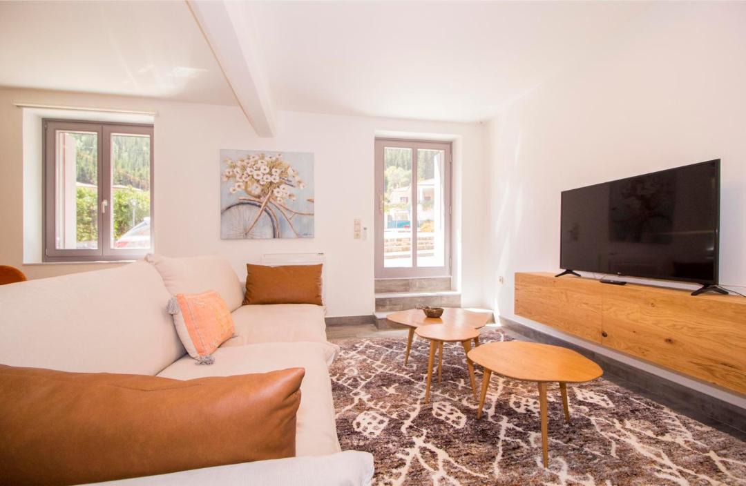 Photo of Livingroom in Mystras