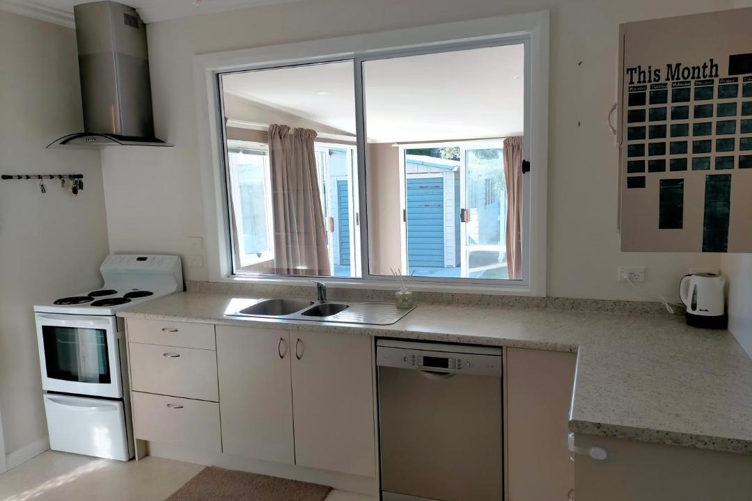 Photo of Kitchen in Otaki Beach