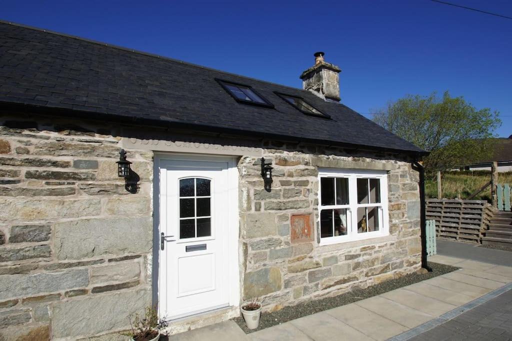 Photo of Buildings in Lochearnhead