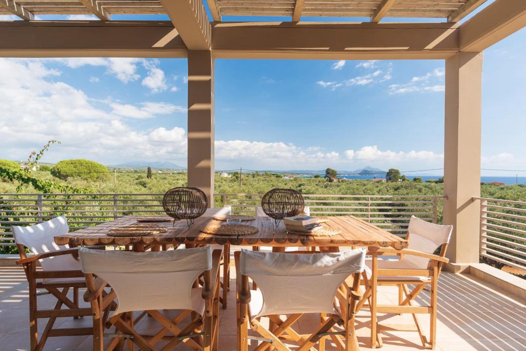 Photo of Patio Balcony in Vromonerion