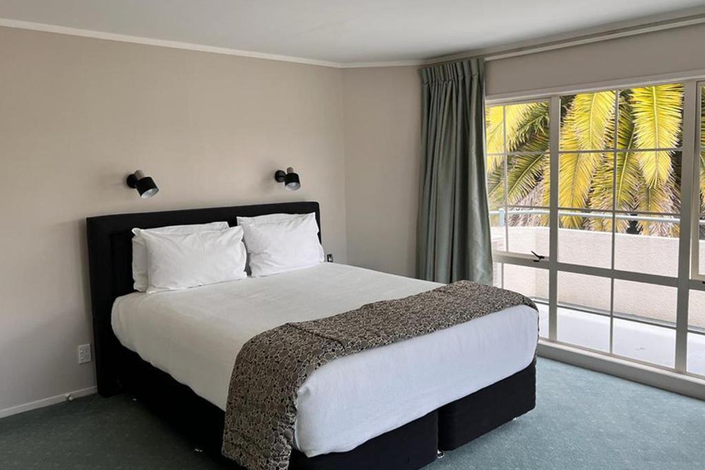 Photo of Bedroom in Fenton Street