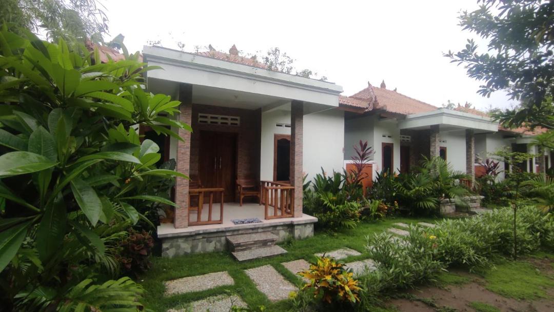 Photo of Buildings in Sekotong Barat
