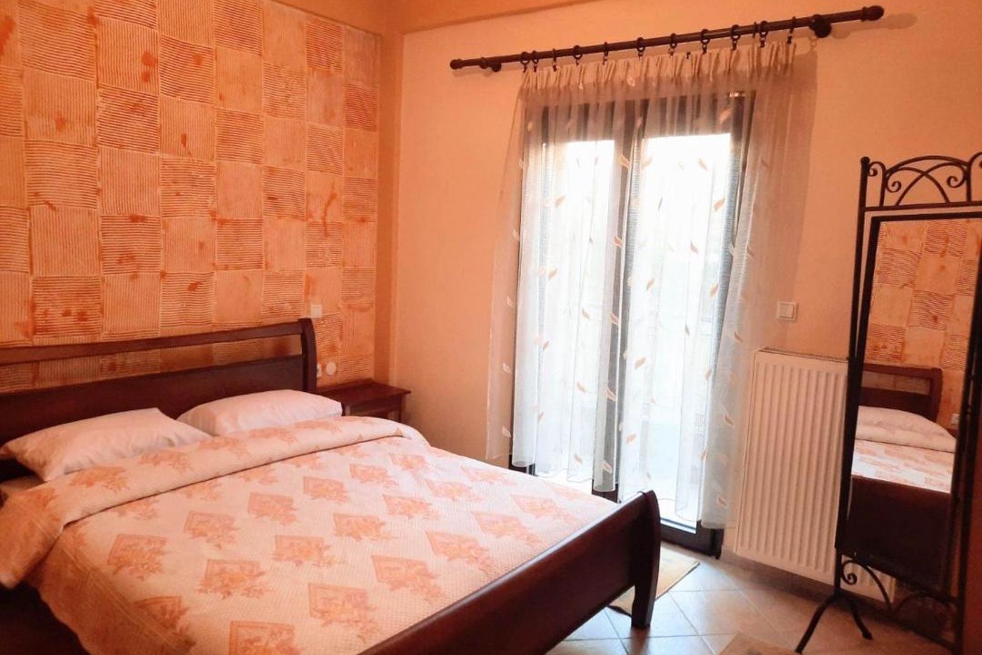 Photo of Bedroom in Elati