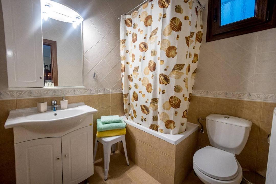 Photo of Bathroom in Serres